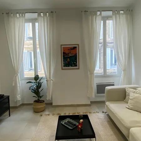 Appartement Au Coeur De : Superbe ! *